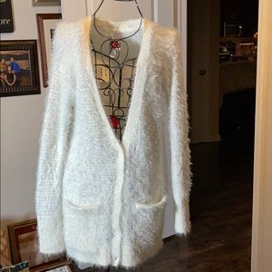 Aéreo postal white and silver sweater